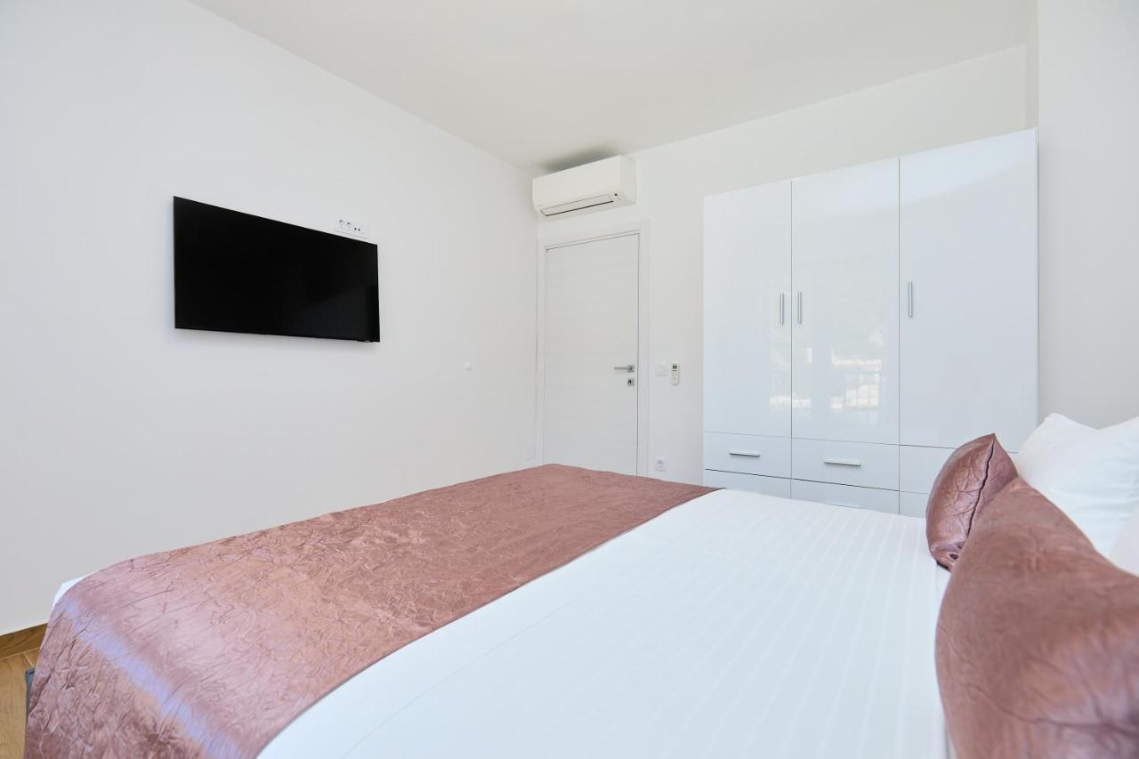 Green Lantern Apartments Okuklje 외부 사진
